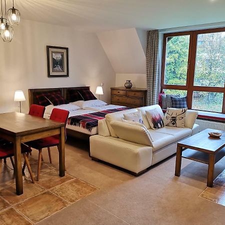 Family Apartment In タトランスカ・ ロムニツァ エクステリア 写真
