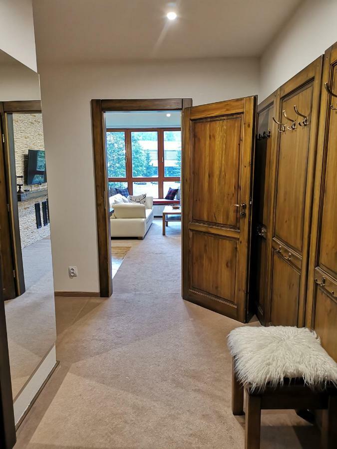 Family Apartment In タトランスカ・ ロムニツァ エクステリア 写真