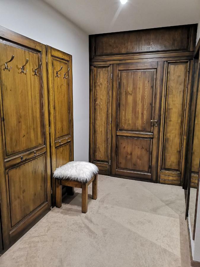 Family Apartment In タトランスカ・ ロムニツァ エクステリア 写真