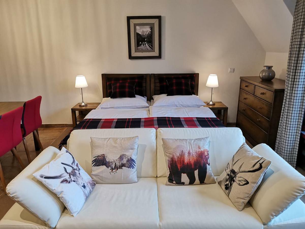 Family Apartment In タトランスカ・ ロムニツァ エクステリア 写真