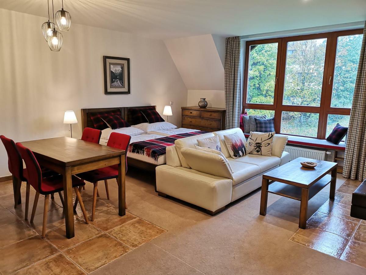 Family Apartment In タトランスカ・ ロムニツァ エクステリア 写真